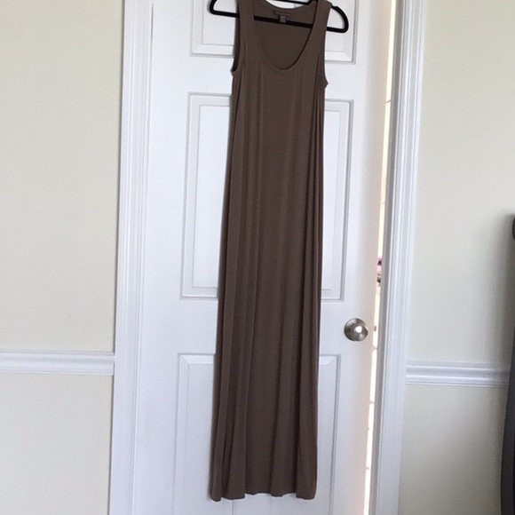Tommy Bahama Dresses & Skirts - Tommy Bahama maxi dress. EUC size XS Tommy Bahama Dresses & Skirts - Tommy Bahama maxi dress. EUC size XS